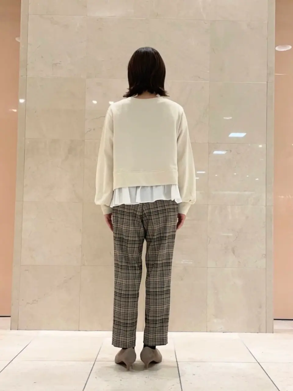 組曲 井上 コーディネート画像