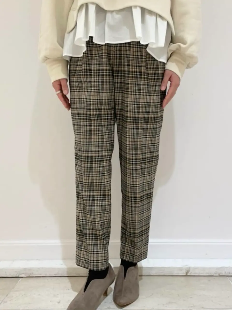 組曲 井上 コーディネート画像