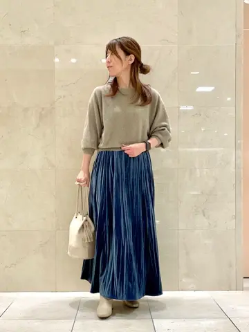 組曲 井上 コーディネート画像