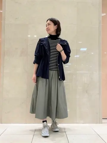 組曲 井上 コーディネート画像