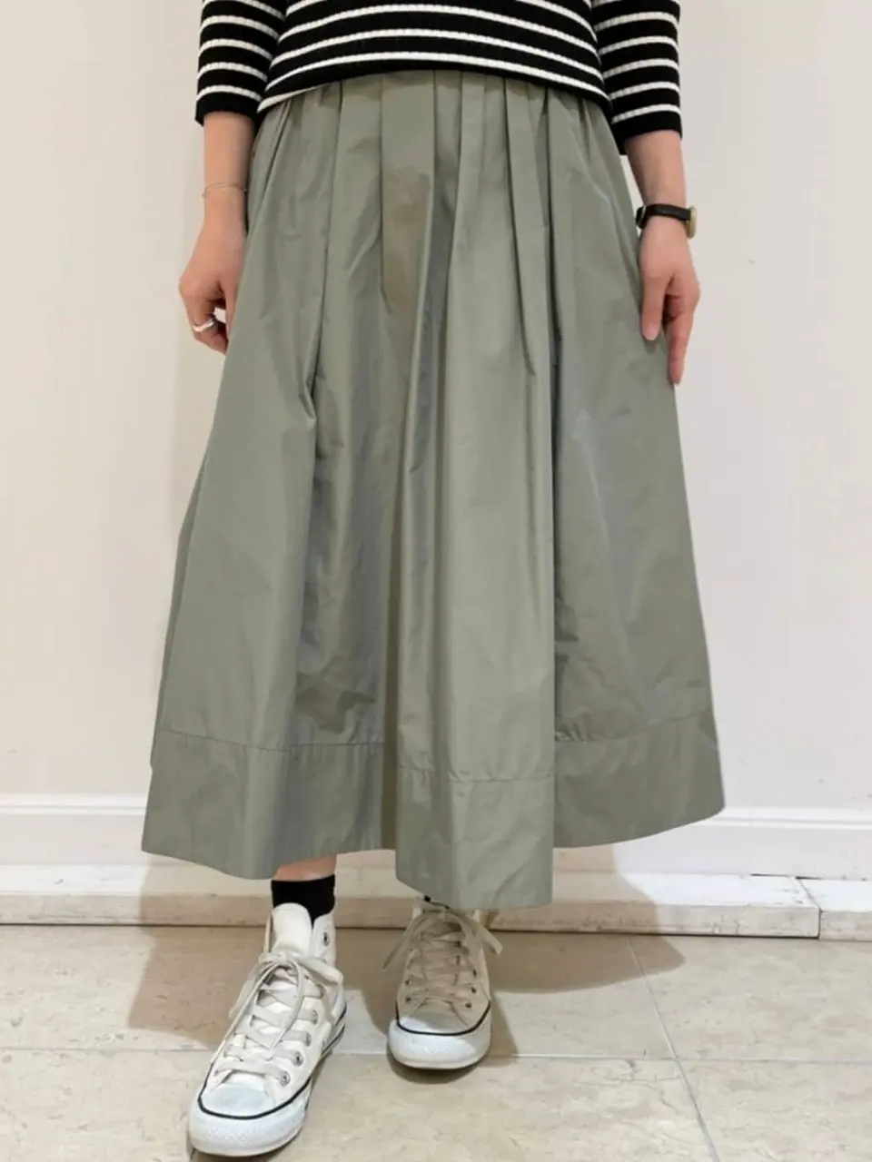 組曲 井上 コーディネート画像