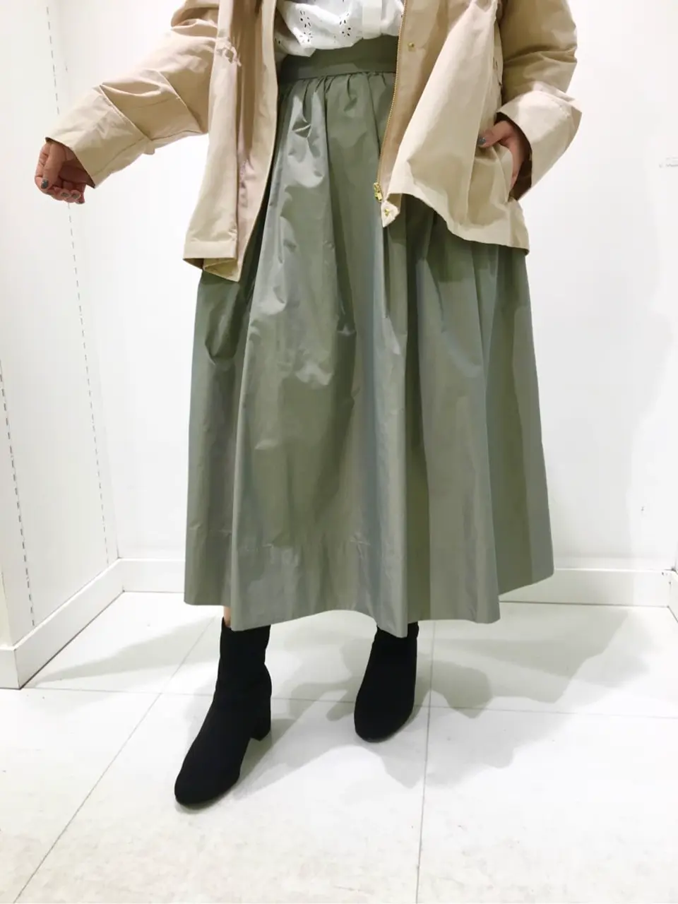 組曲 スタッフ コーディネート画像