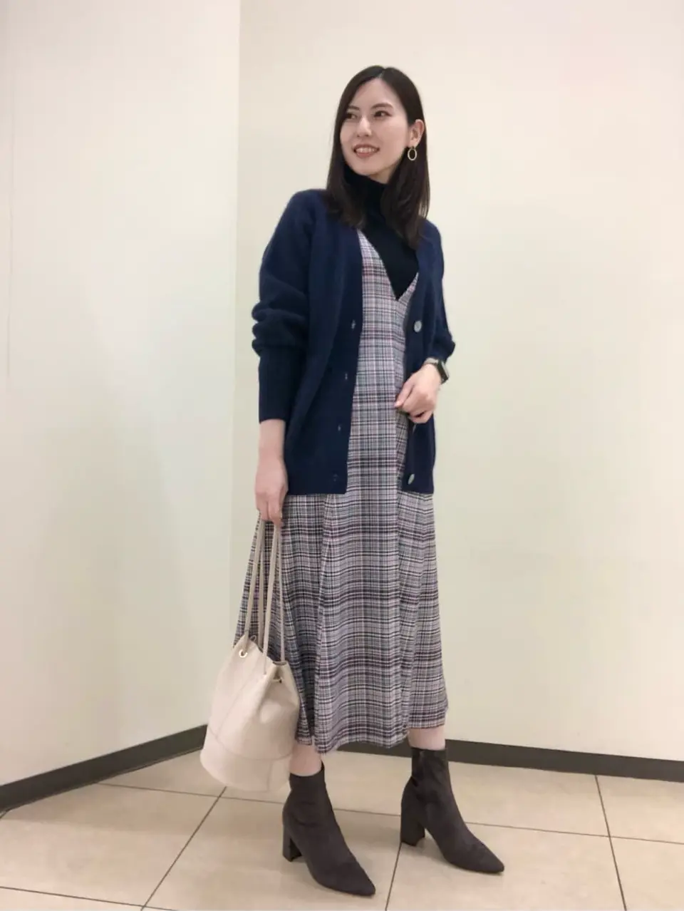 組曲 岩田 コーディネート画像