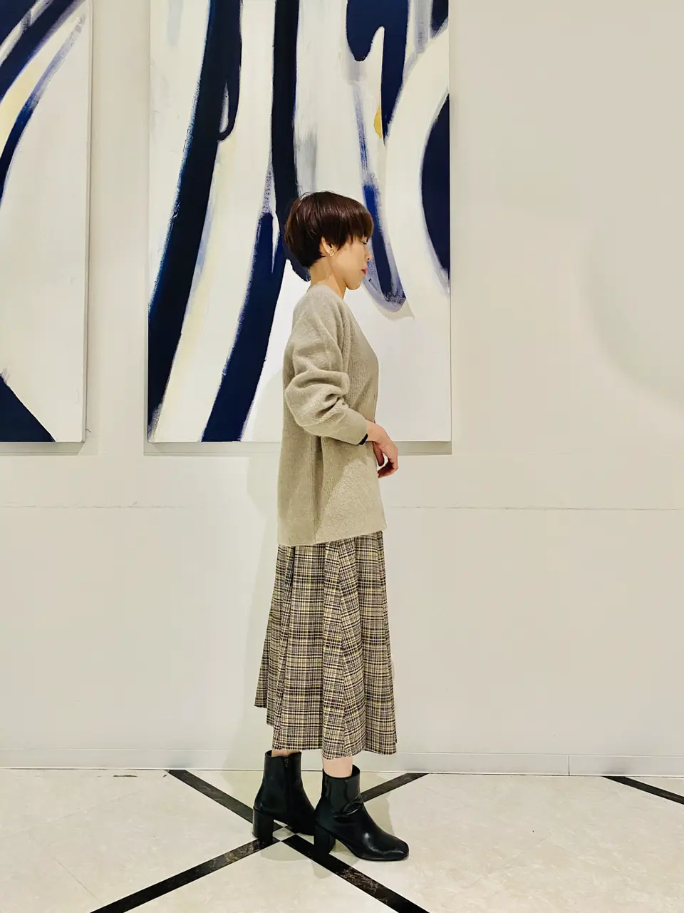 組曲 冨樫 コーディネート画像