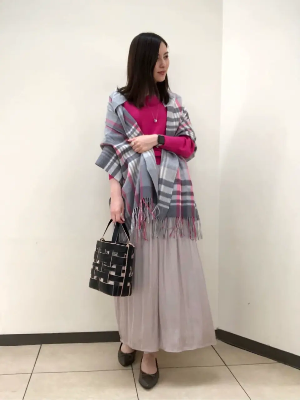 組曲 岩田 コーディネート画像