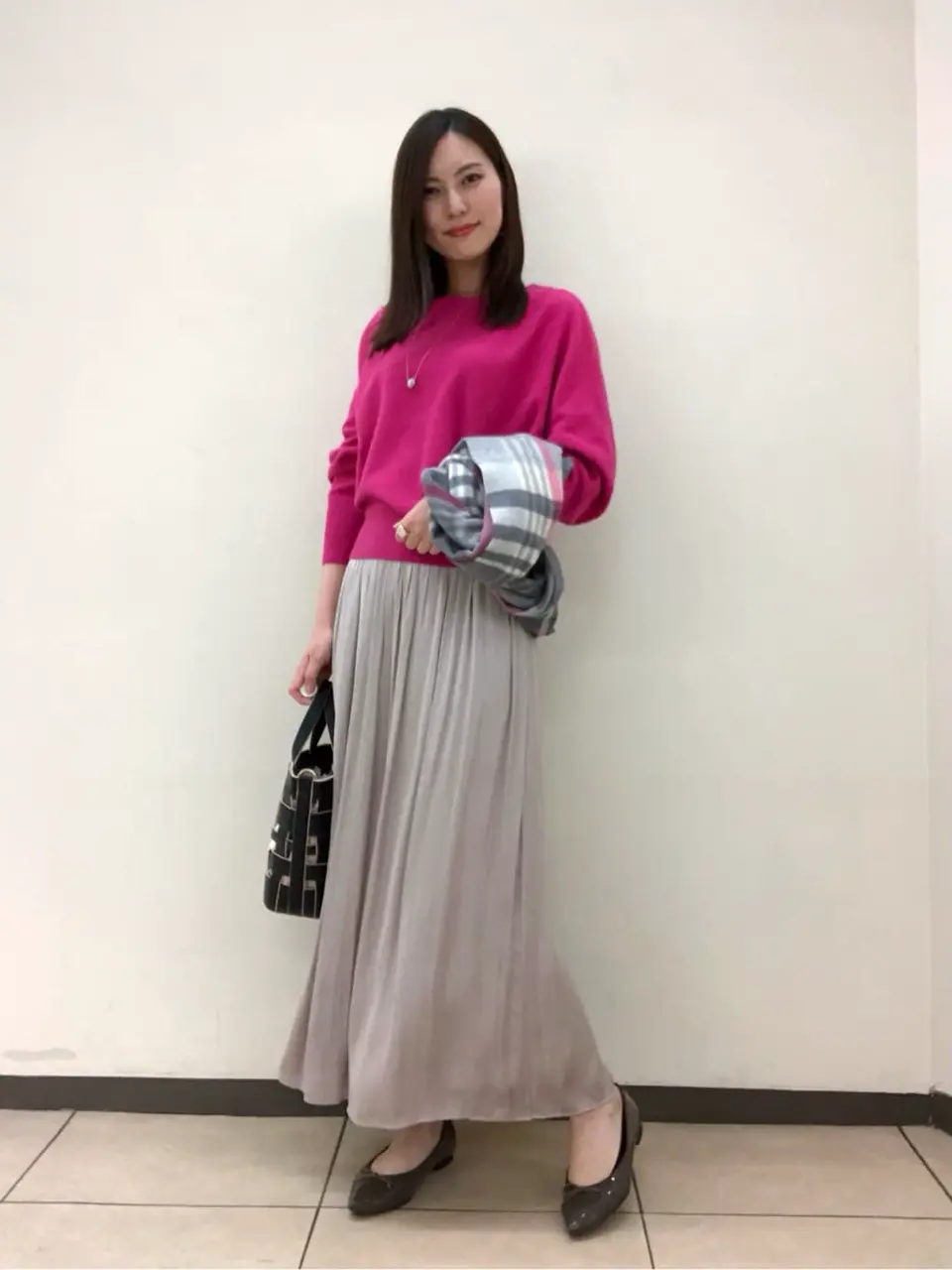 組曲 岩田 コーディネート画像