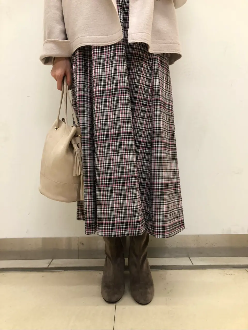 組曲 スタッフ コーディネート画像