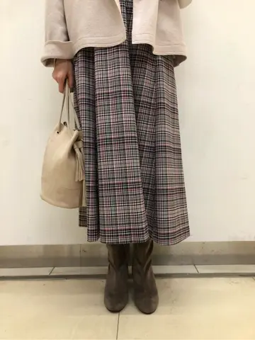 組曲 スタッフ コーディネート画像