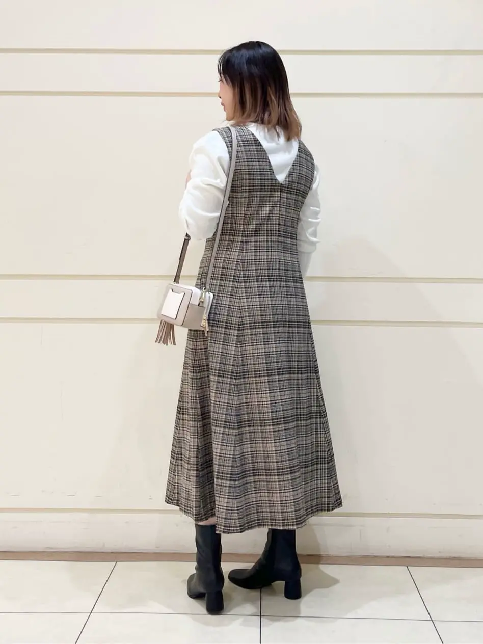 組曲 SAKAI コーディネート画像