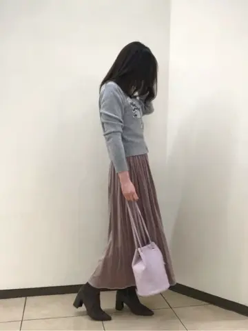 組曲 岩田 コーディネート画像