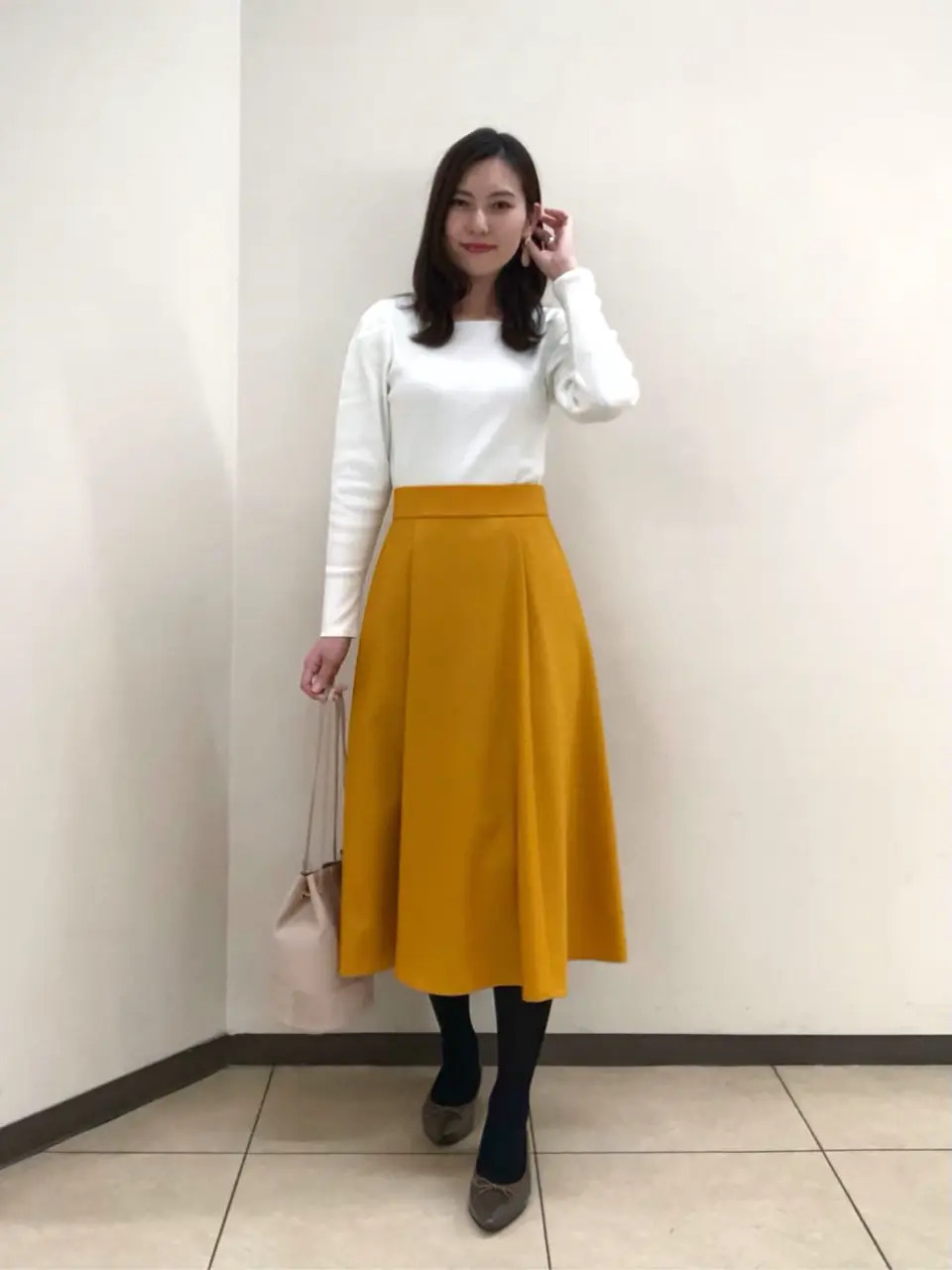 組曲 岩田 コーディネート画像