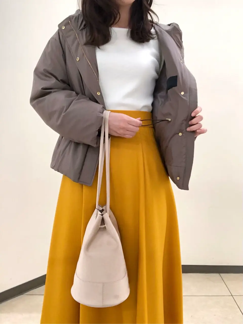 組曲 岩田 コーディネート画像