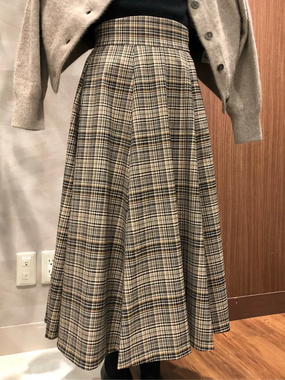 組曲 スタッフ コーディネート画像