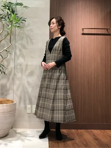 組曲 スタッフ コーディネート画像