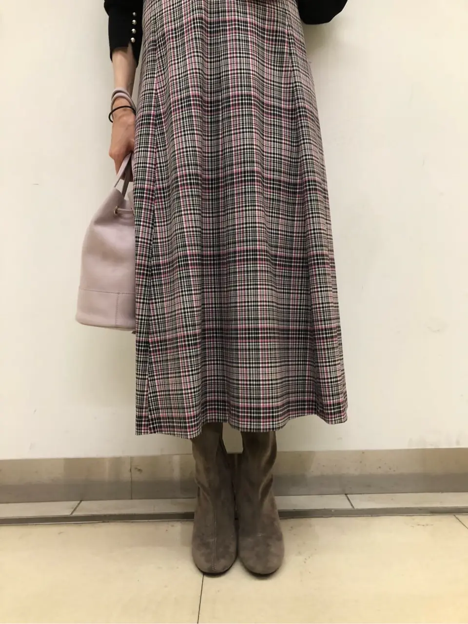 組曲 スタッフ コーディネート画像