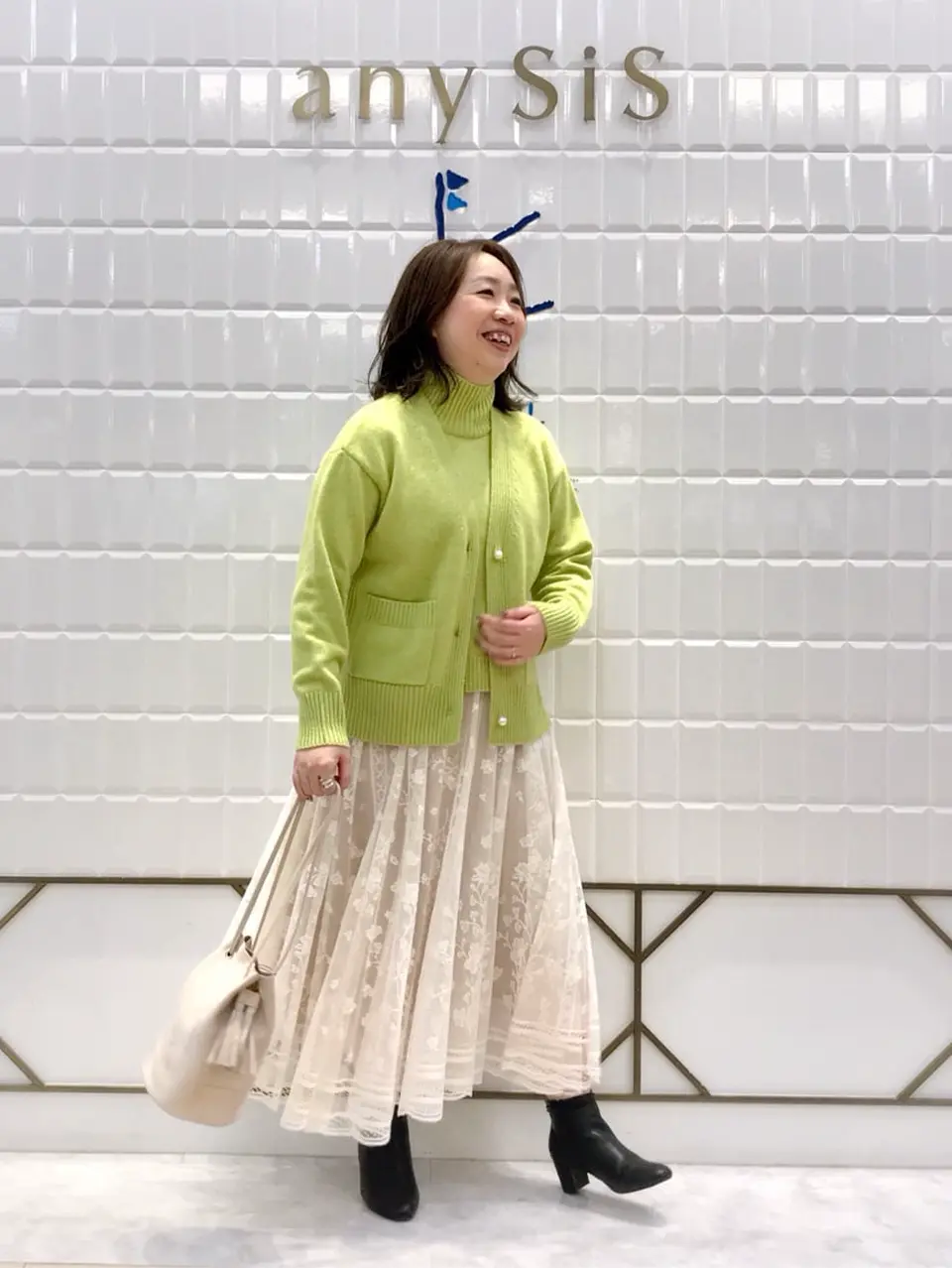 組曲 中山 コーディネート画像