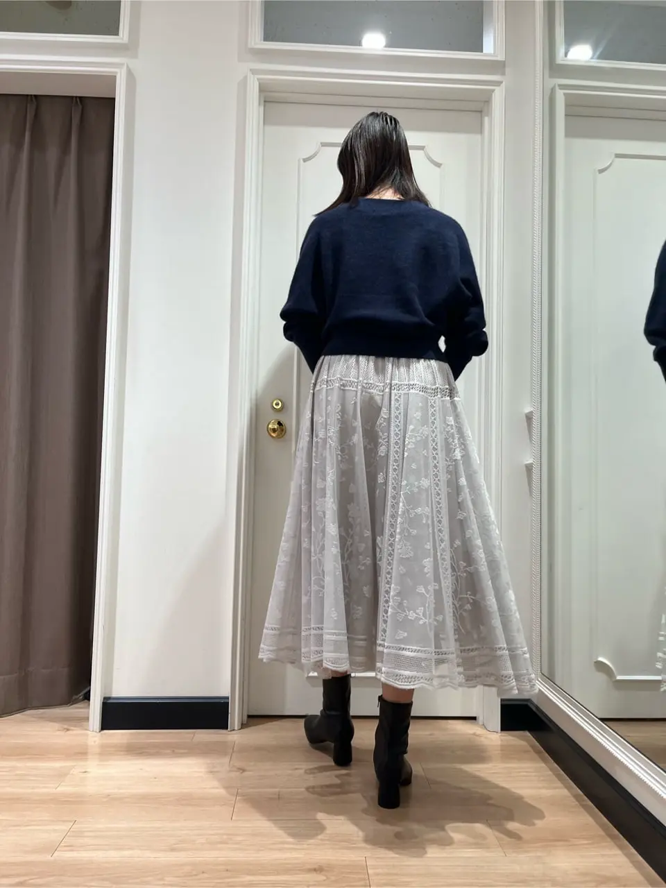 組曲 スタッフ コーディネート画像