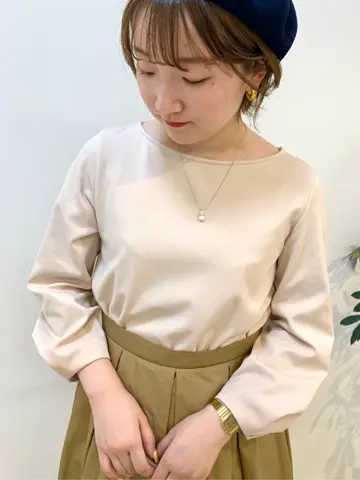 組曲 石井 コーディネート画像