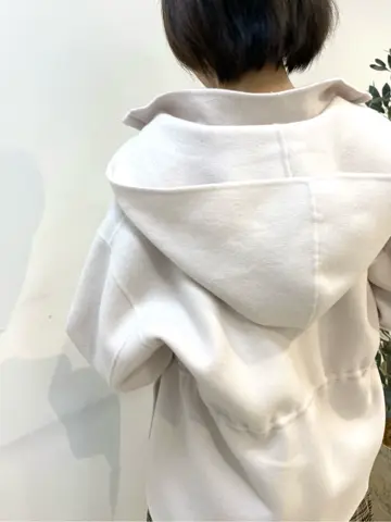 組曲 松田 コーディネート画像