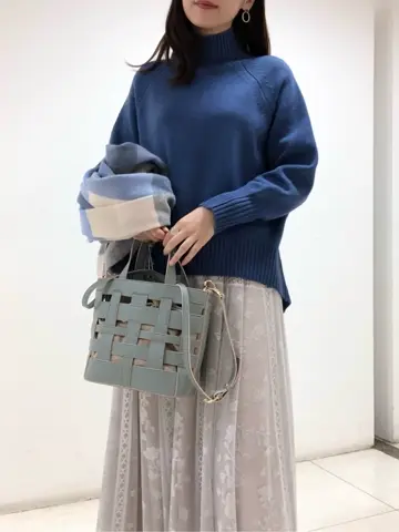 組曲 岩田 コーディネート画像