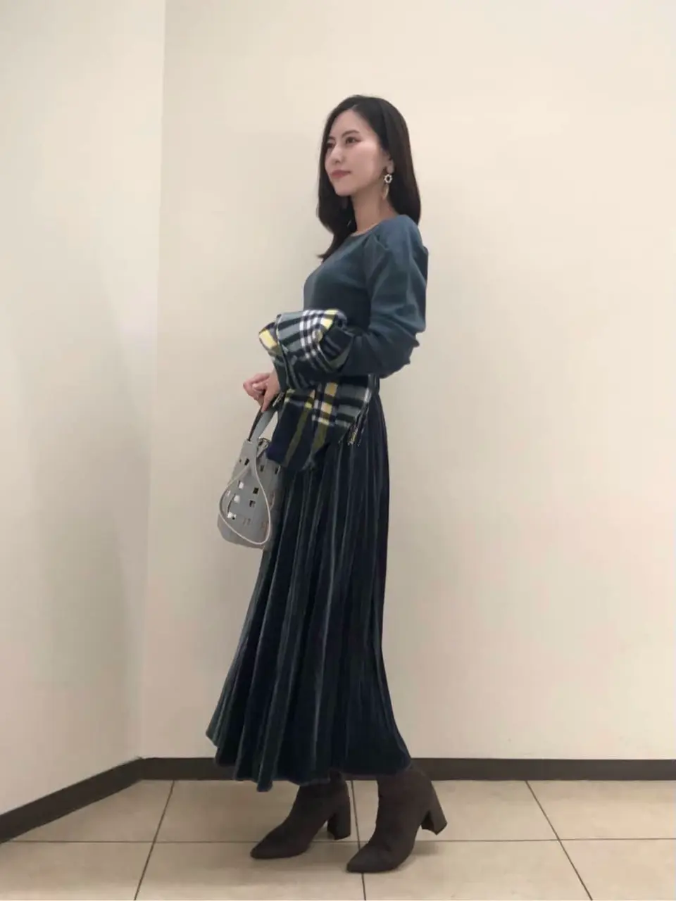 組曲 岩田 コーディネート画像