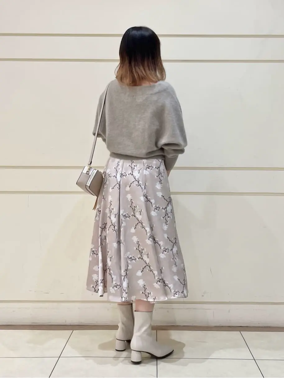 組曲 SAKAI コーディネート画像