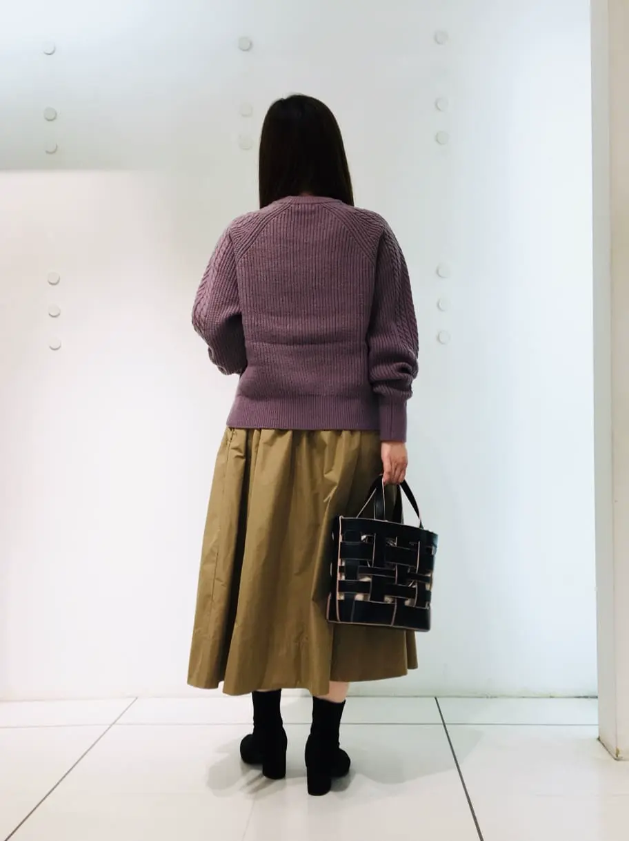 組曲 スタッフ コーディネート画像