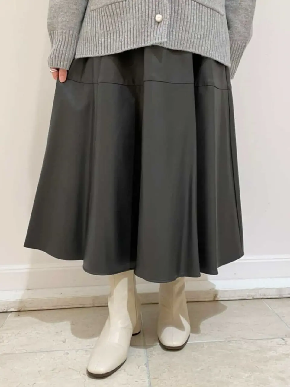 組曲 井上 コーディネート画像