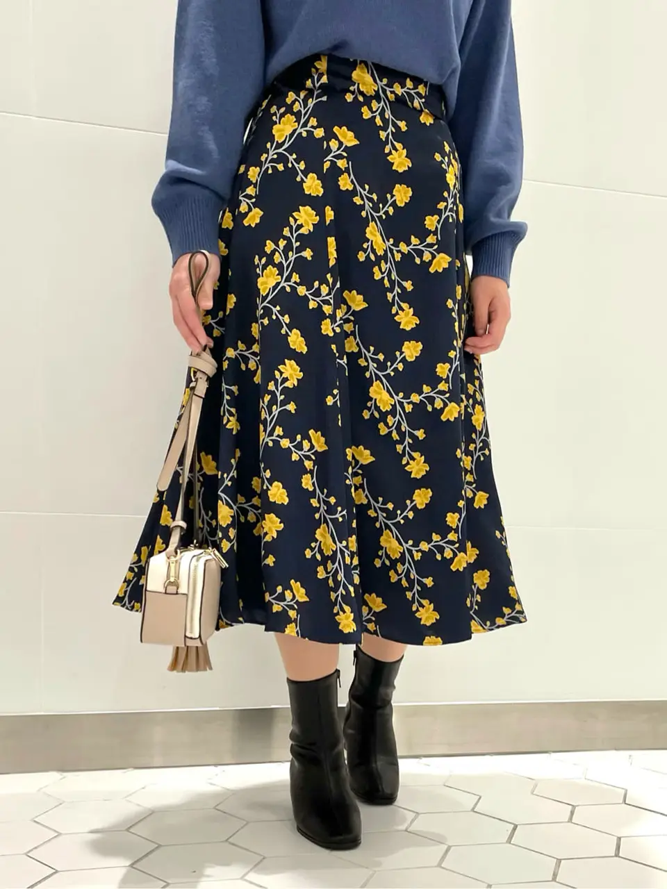 組曲 スタッフ コーディネート画像