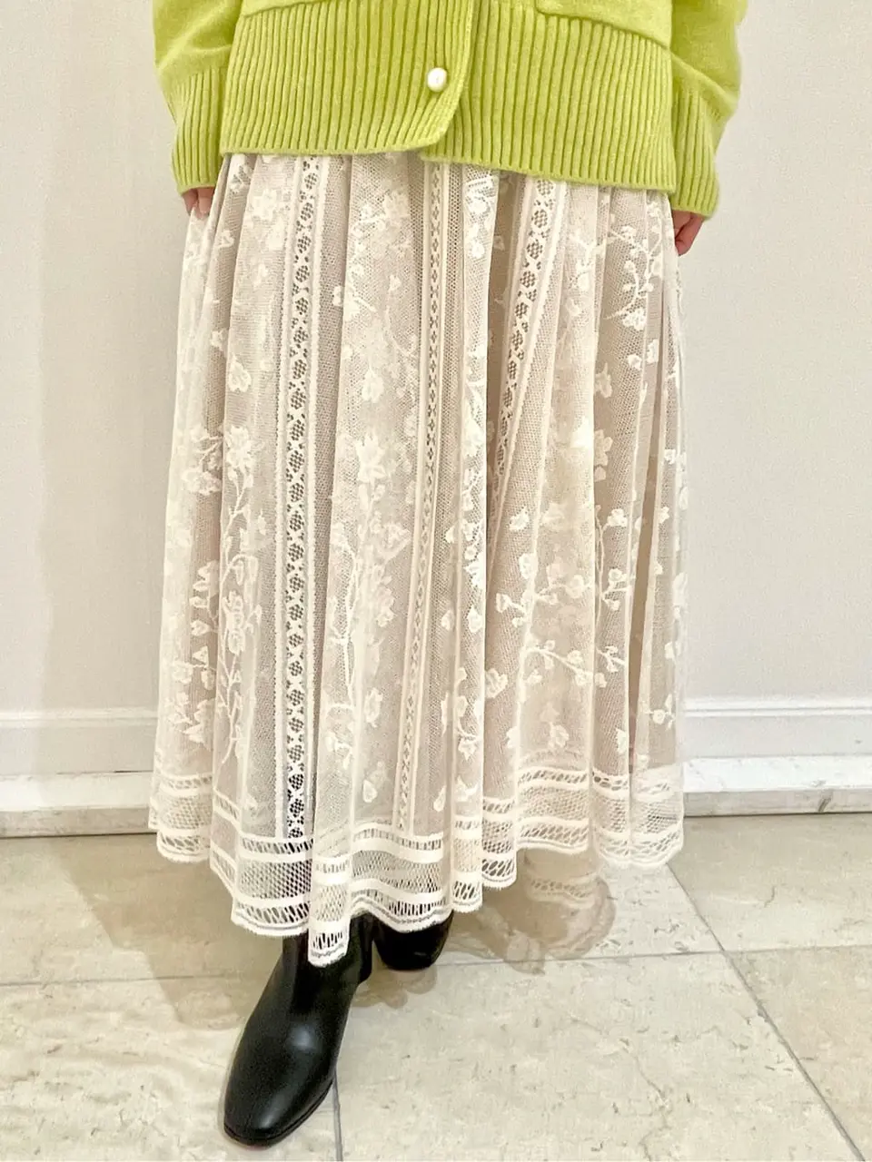 組曲 井上 コーディネート画像