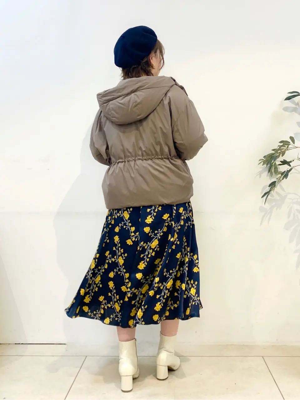 組曲 石井 コーディネート画像