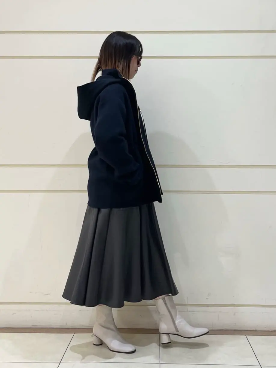 組曲 SAKAI コーディネート画像