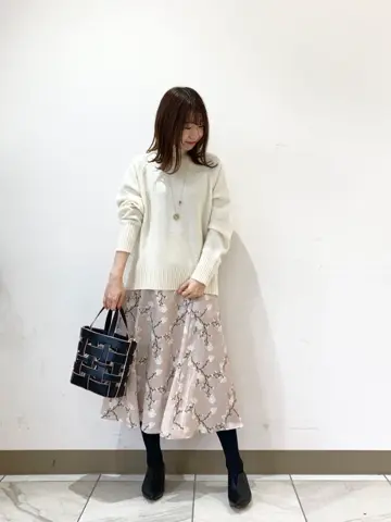 組曲 スタッフ コーディネート画像