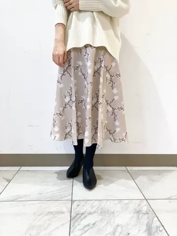 組曲 スタッフ コーディネート画像