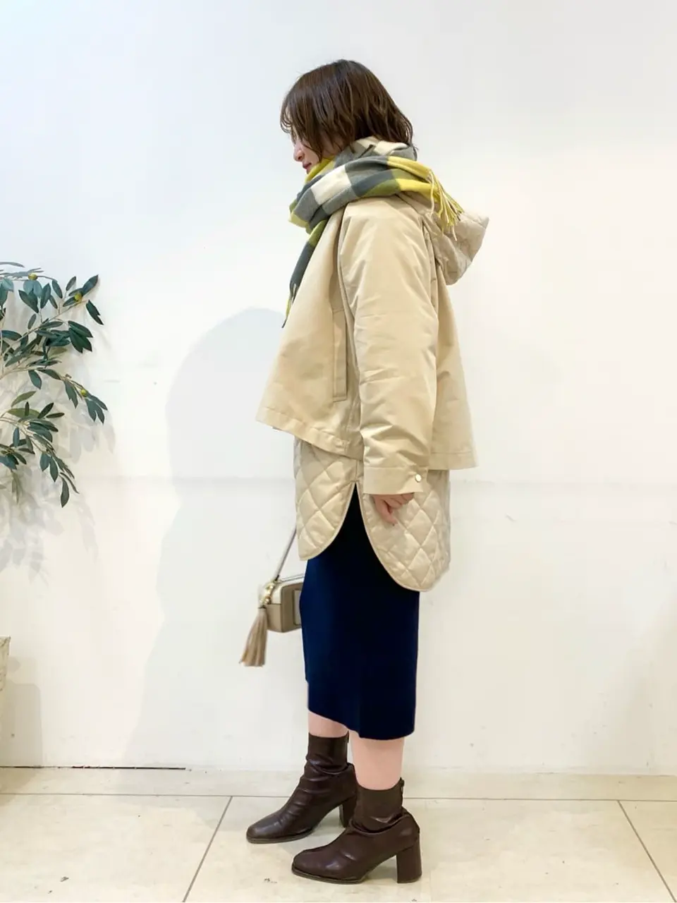 組曲 石井 コーディネート画像