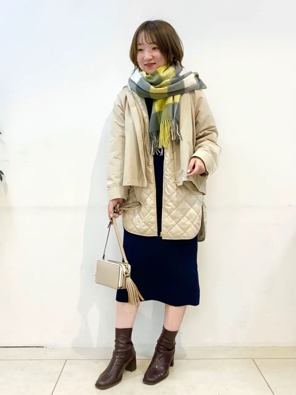 組曲 石井 コーディネート画像