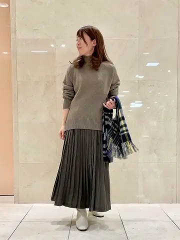 組曲 井上 コーディネート画像