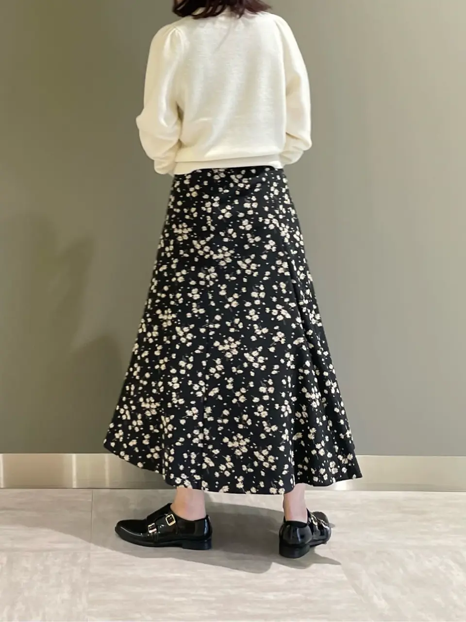 組曲 山田 コーディネート画像