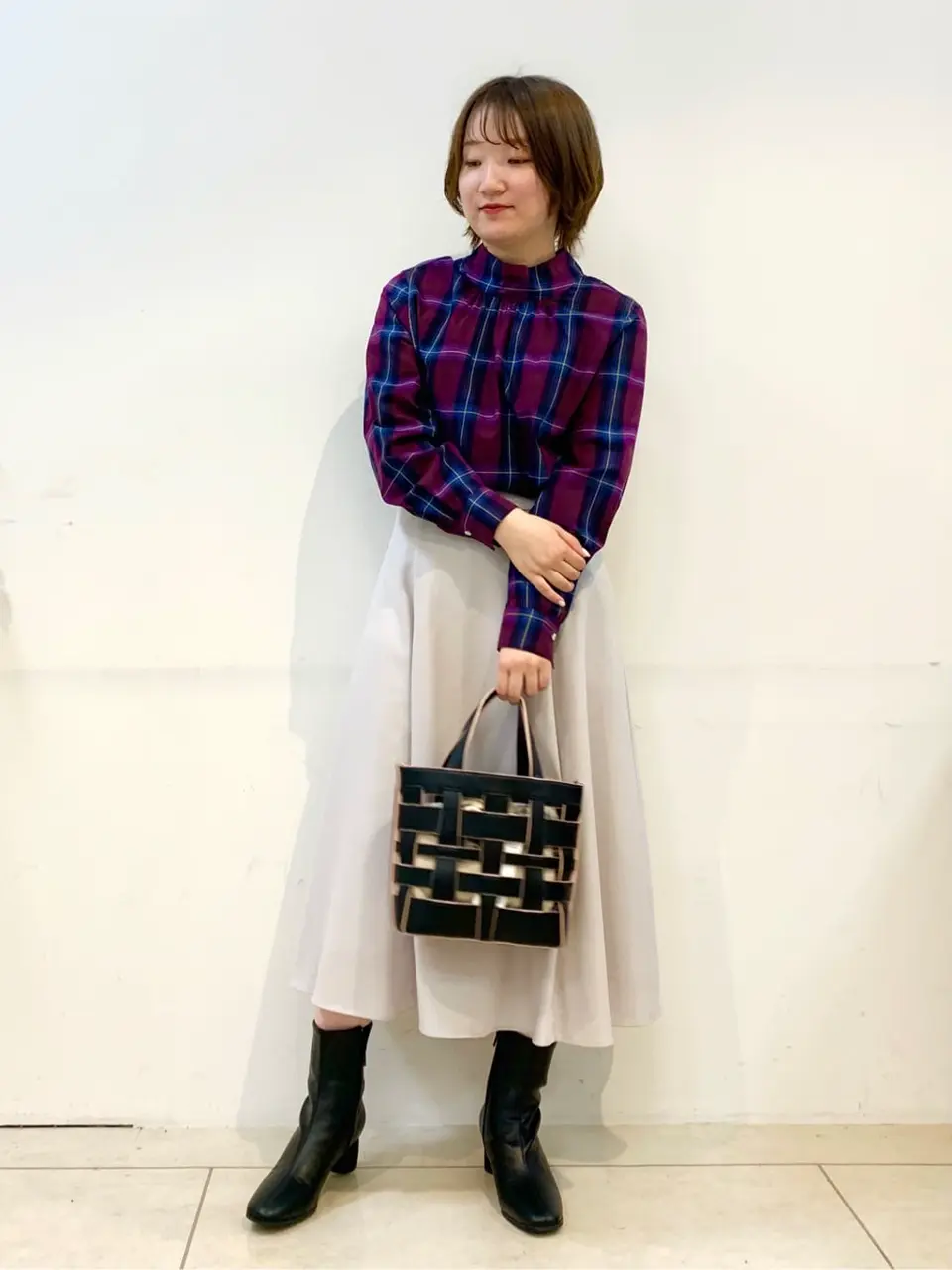 組曲 石井 コーディネート画像