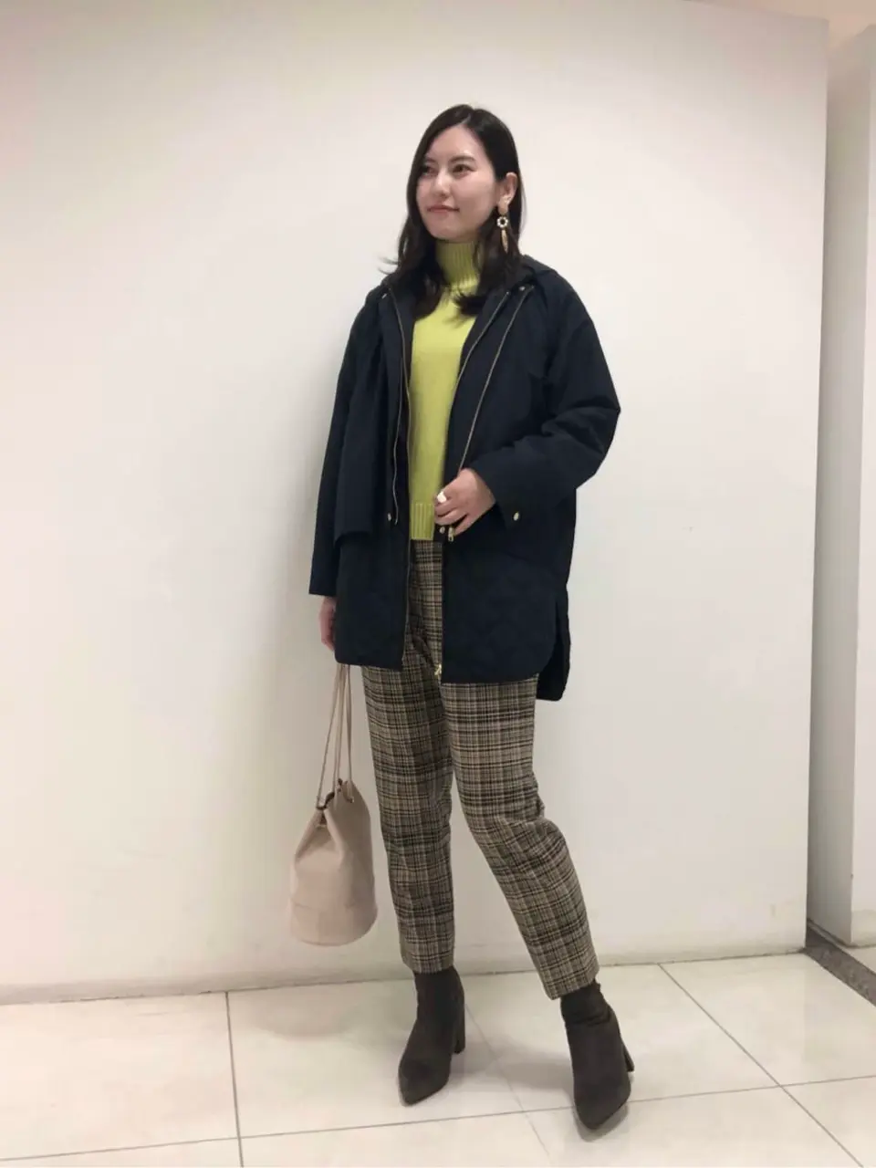 組曲 岩田 コーディネート画像