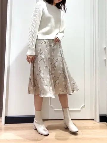 組曲 スタッフ コーディネート画像