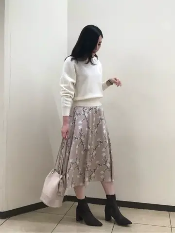 組曲 岩田 コーディネート画像