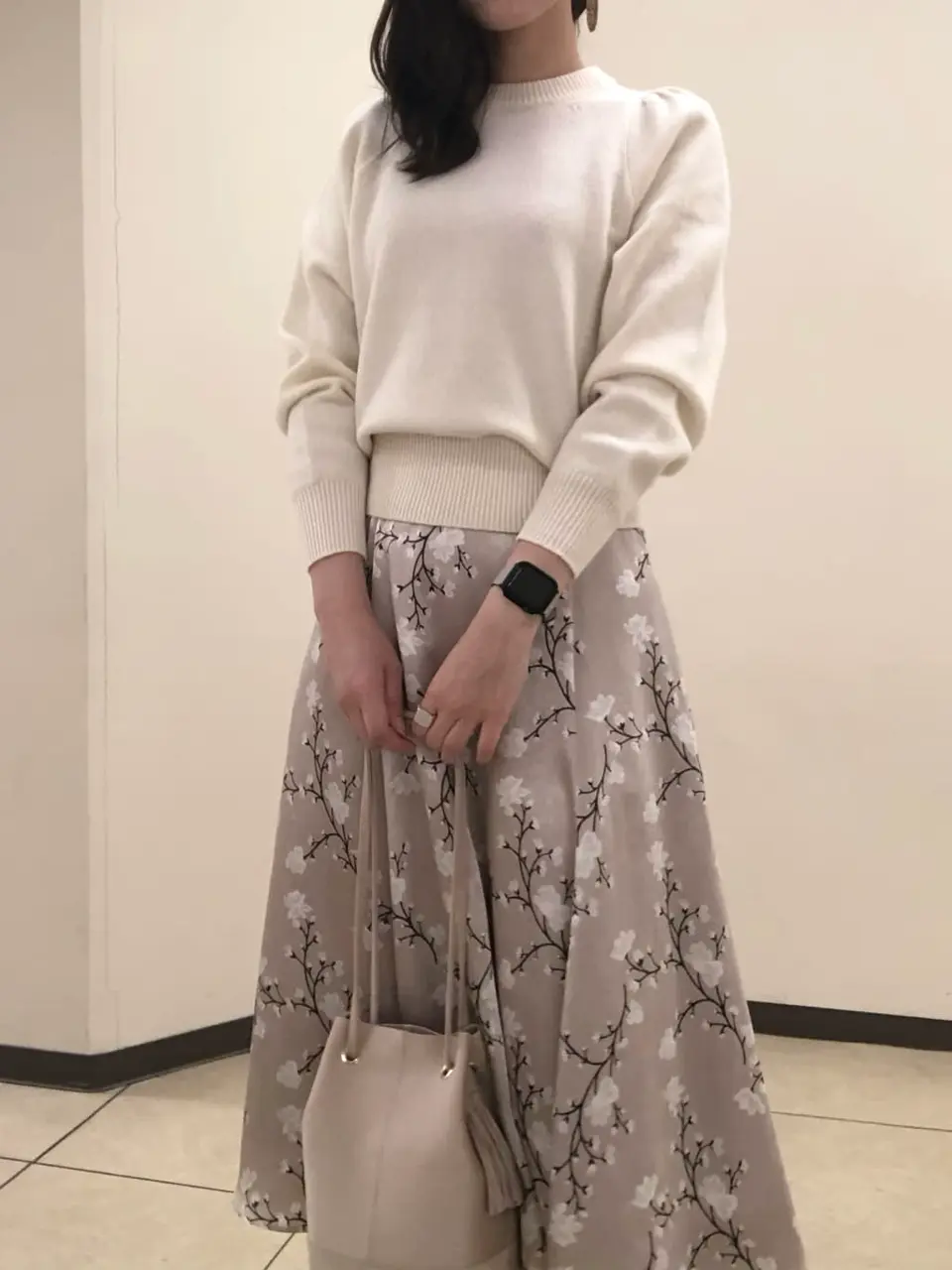 組曲 岩田 コーディネート画像