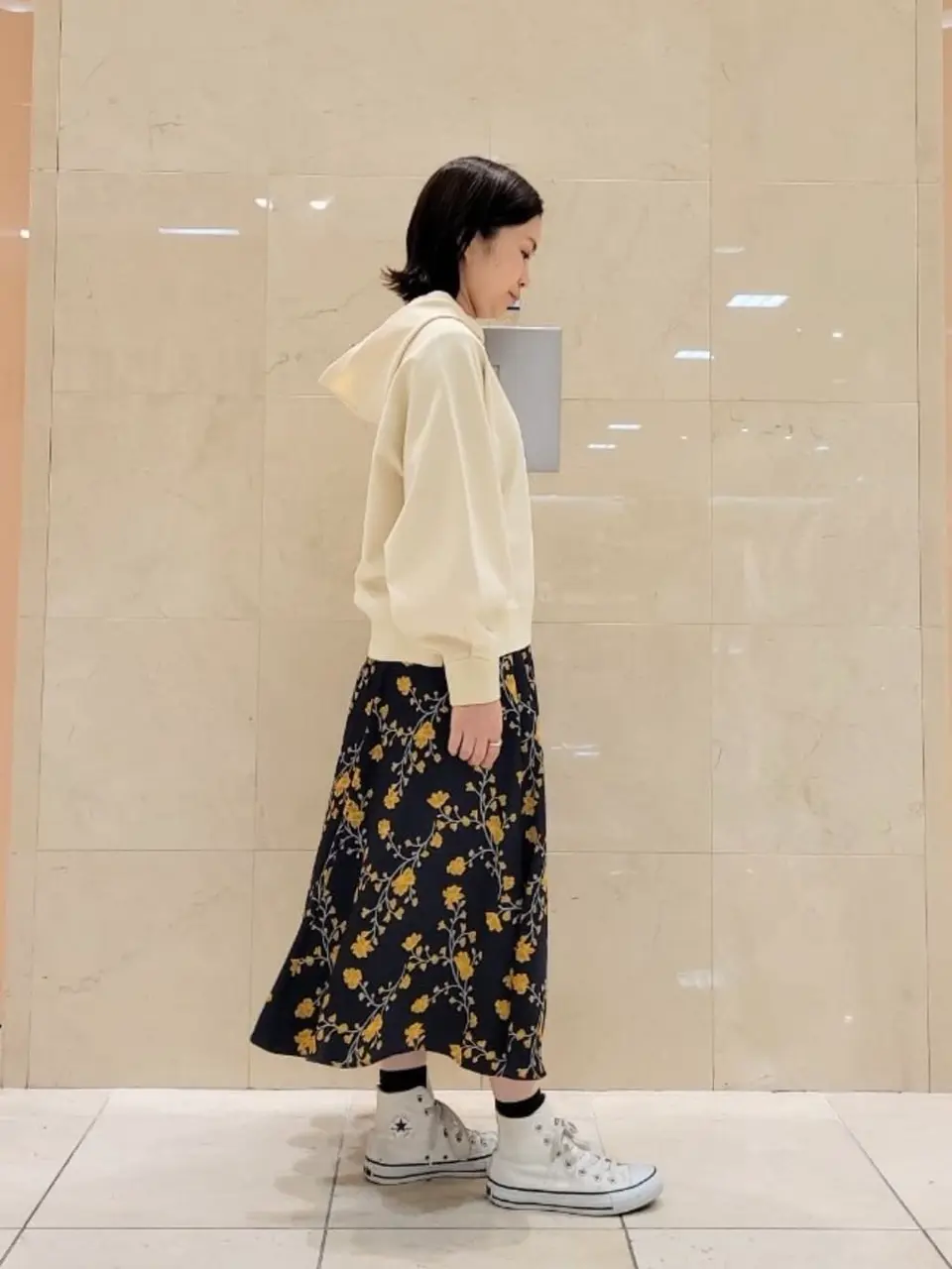 組曲 井上 コーディネート画像