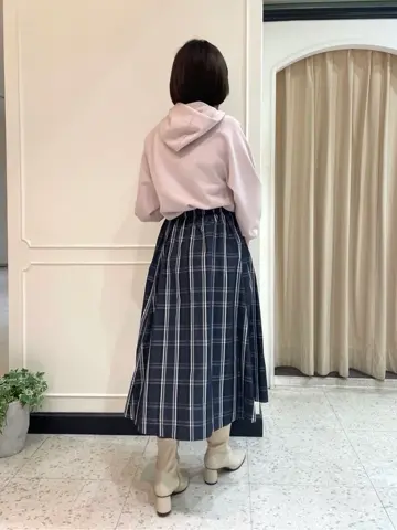 組曲 スタッフ コーディネート画像