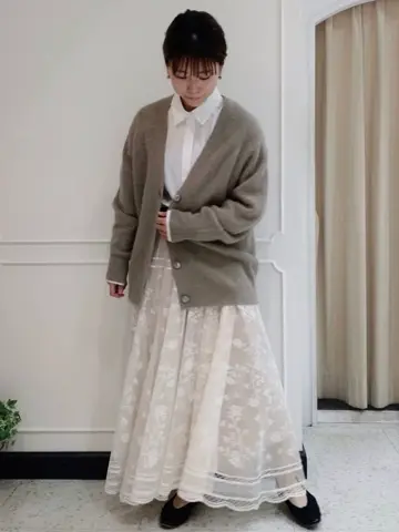 組曲 小林 コーディネート画像