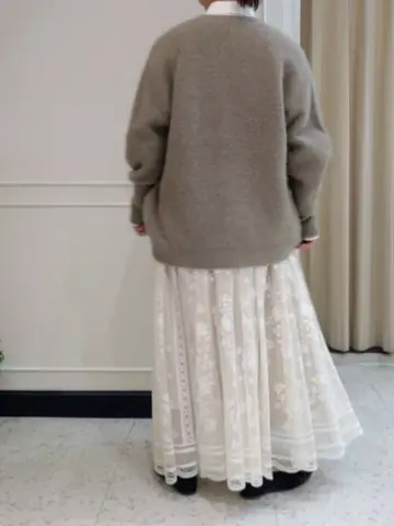 組曲 小林 コーディネート画像