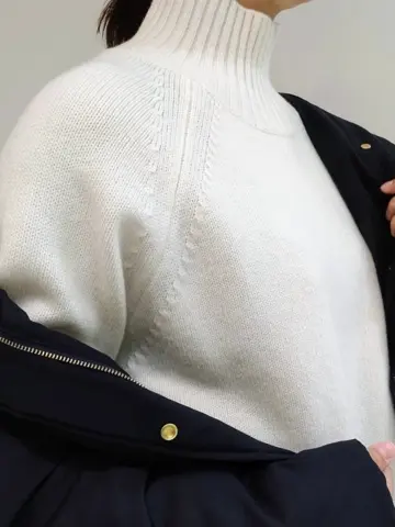 組曲 小林 コーディネート画像