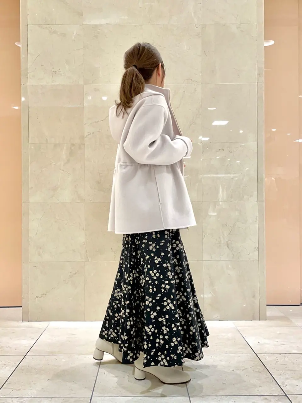 組曲 井上 コーディネート画像