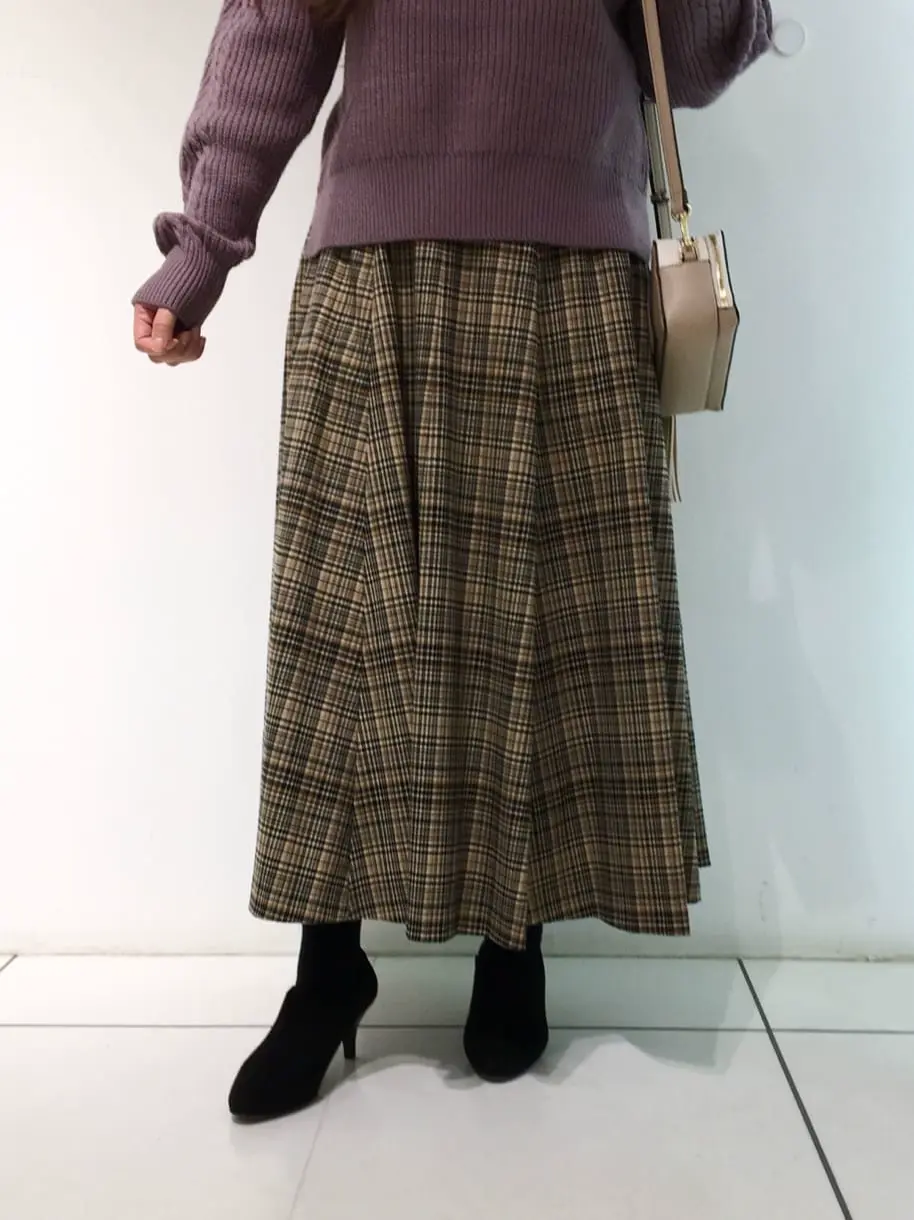 組曲 スタッフ コーディネート画像